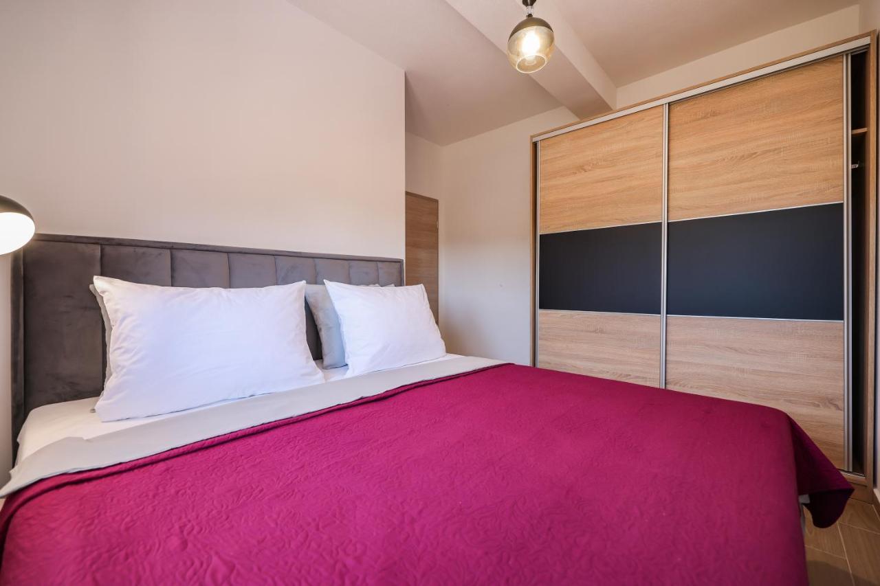 Bella Vista Apartment