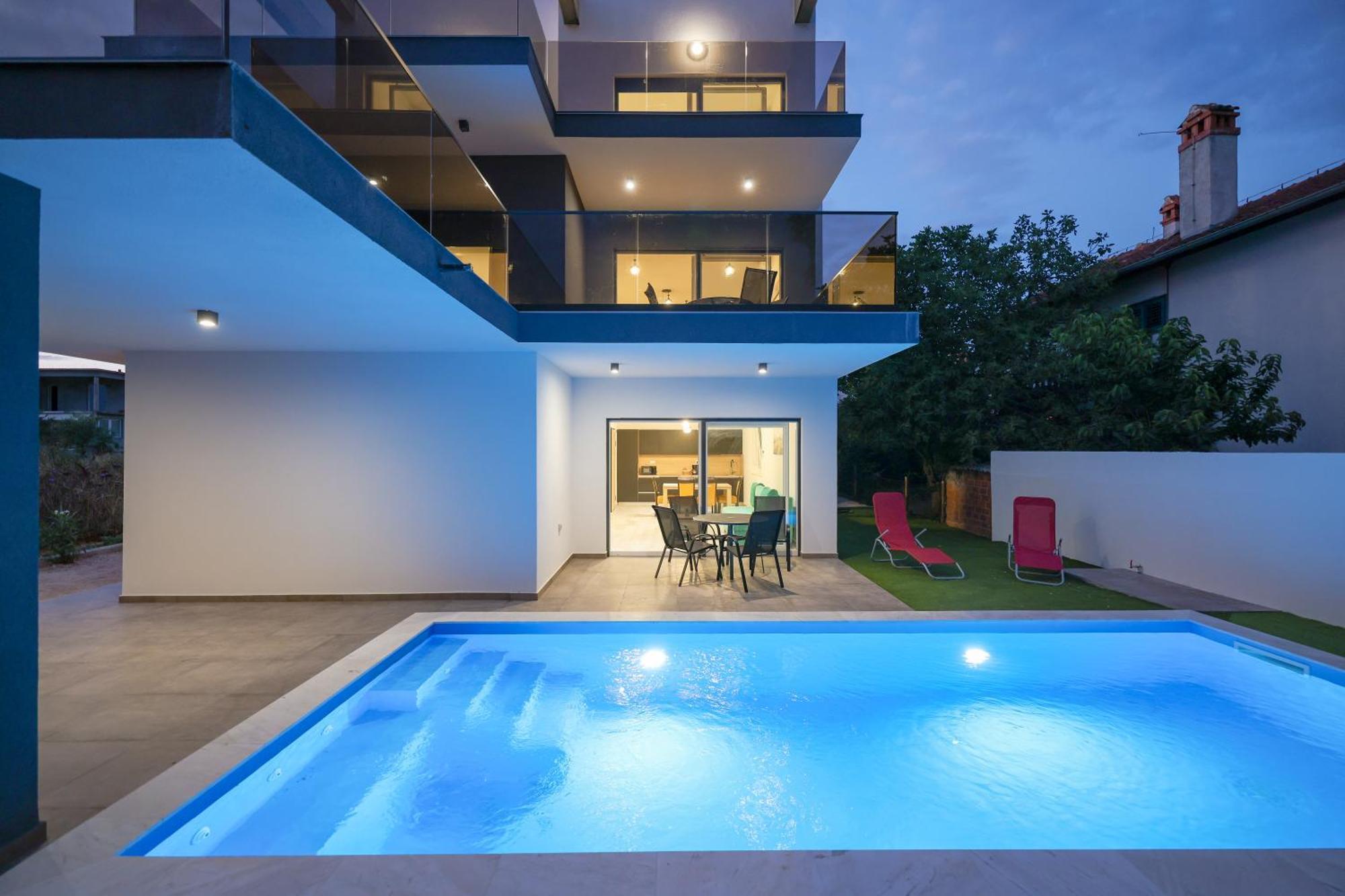 Bella Vista Apartment *
